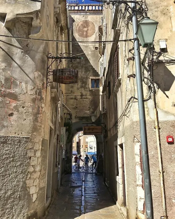Apartment In Cres With Balcony, Ac, Wifi, Washing Machine 4249-3