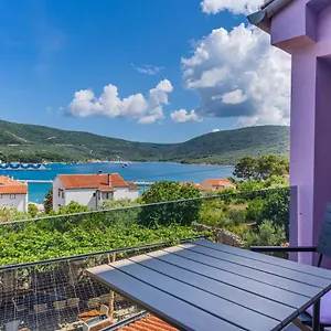 Lavanda Guest house