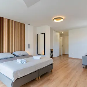 & Klemenc Apartman
